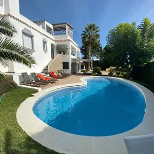 Luxury With Garden, Pool And Jacuzzi By Varenso Holidays , Marbella Spain