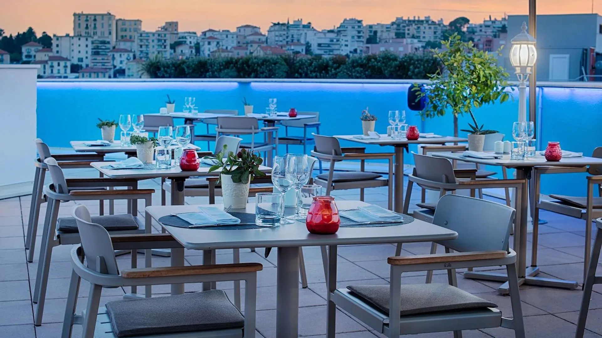 Nh Nice Hotel
