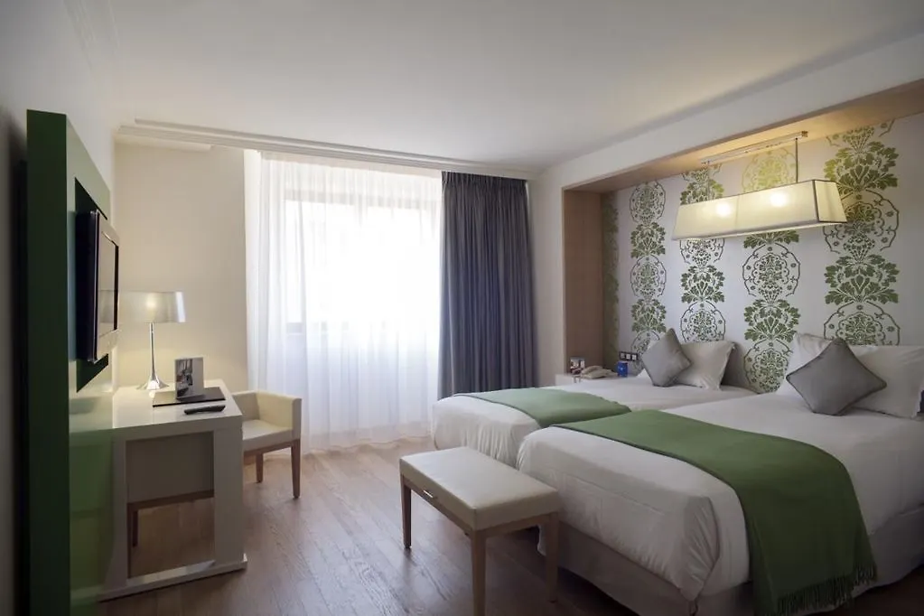 **** Hotel Nh Nice France